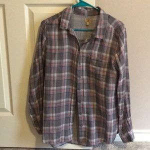 Long sleeve plaid shirt